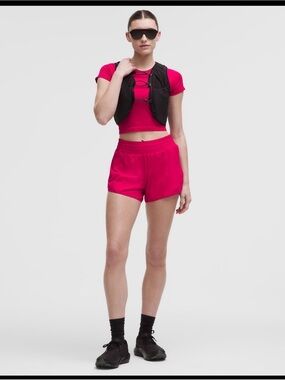 NWT  Lululemon Hotty Hot High-Rise Lined Short 4’ mulberry spark  (pink) sz 6